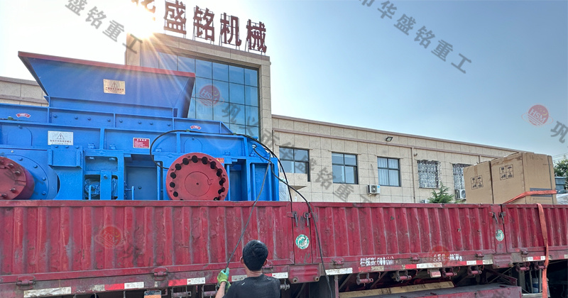 鐵礦石液壓對輥破碎機的維護成本如何？工作原理是什么？