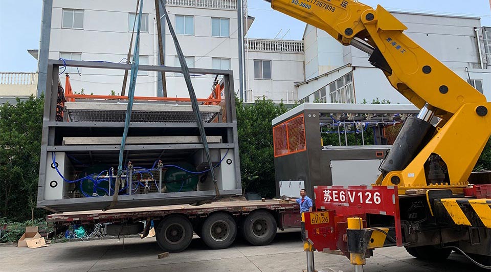 早餐車擋板吸塑機